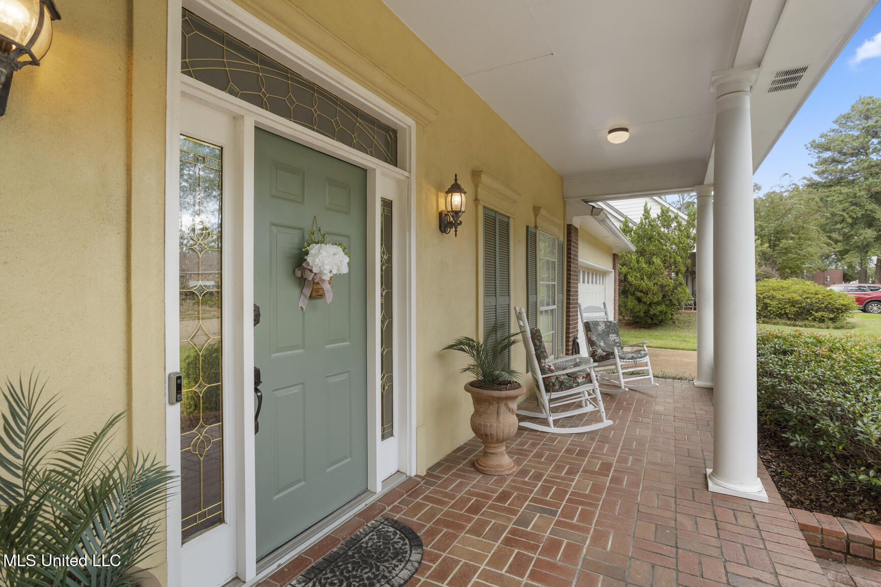 411 Forest Lane Ridgeland, MS 39157 - Photo 3 of 36 411 Forest Ln-3