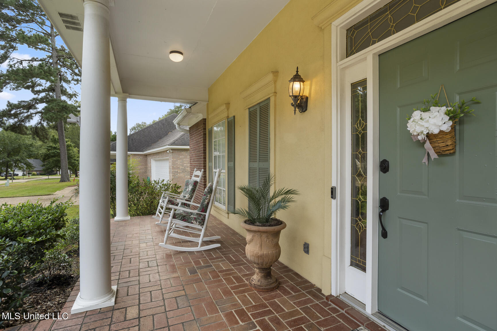 411 Forest Lane Ridgeland, MS 39157 - Photo 4 of 36 411 Forest Ln-4