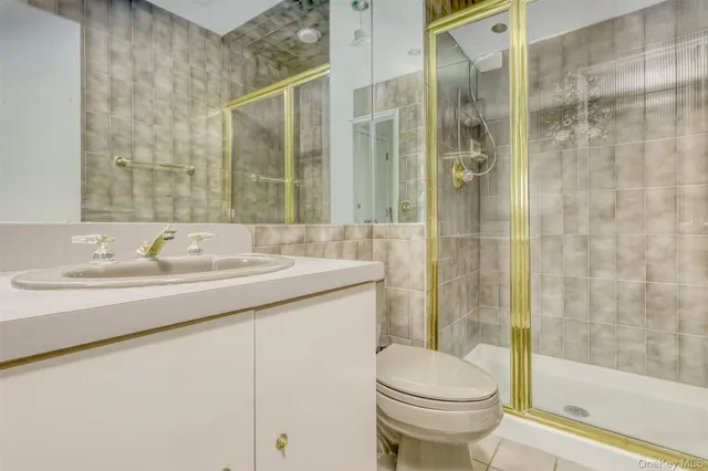 $1,600,000 | 5 Hillel Court, Monsey, NY 10952