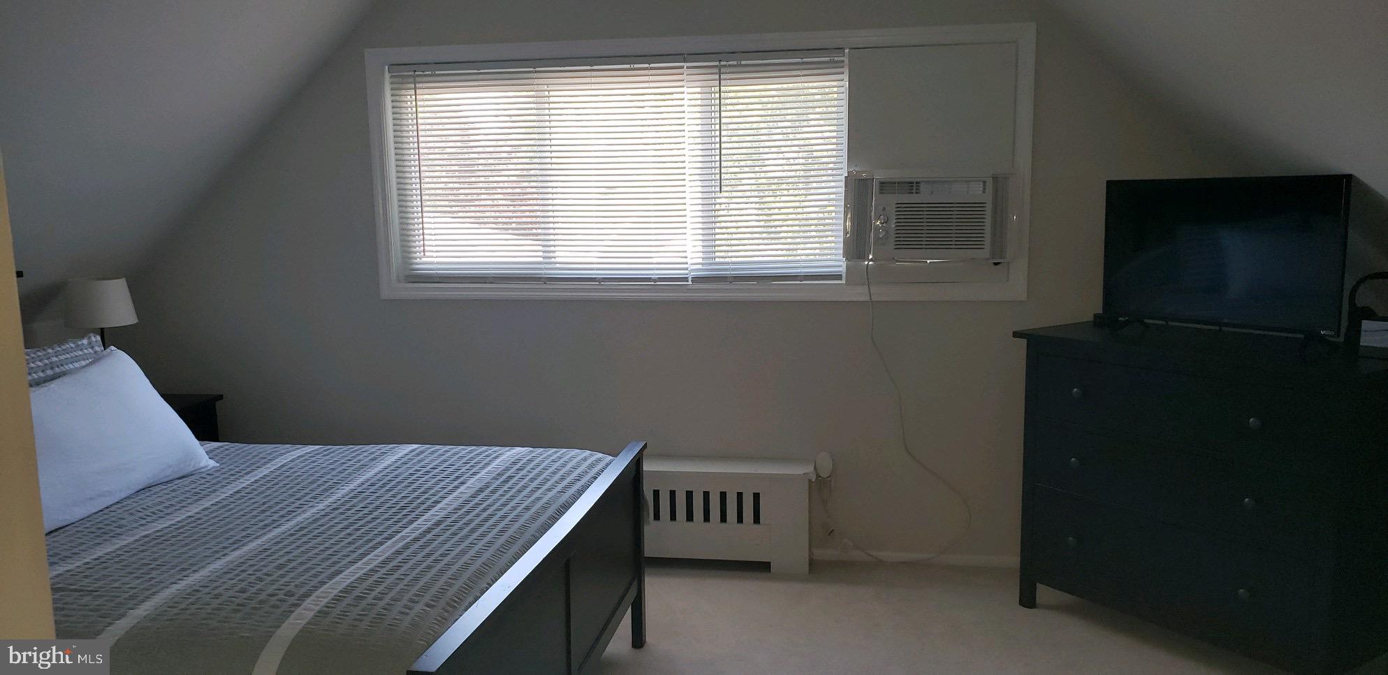 70 Quaker Hill Road Levittown, PA 19057 - Photo 19 of 33 Gallery Image 19
