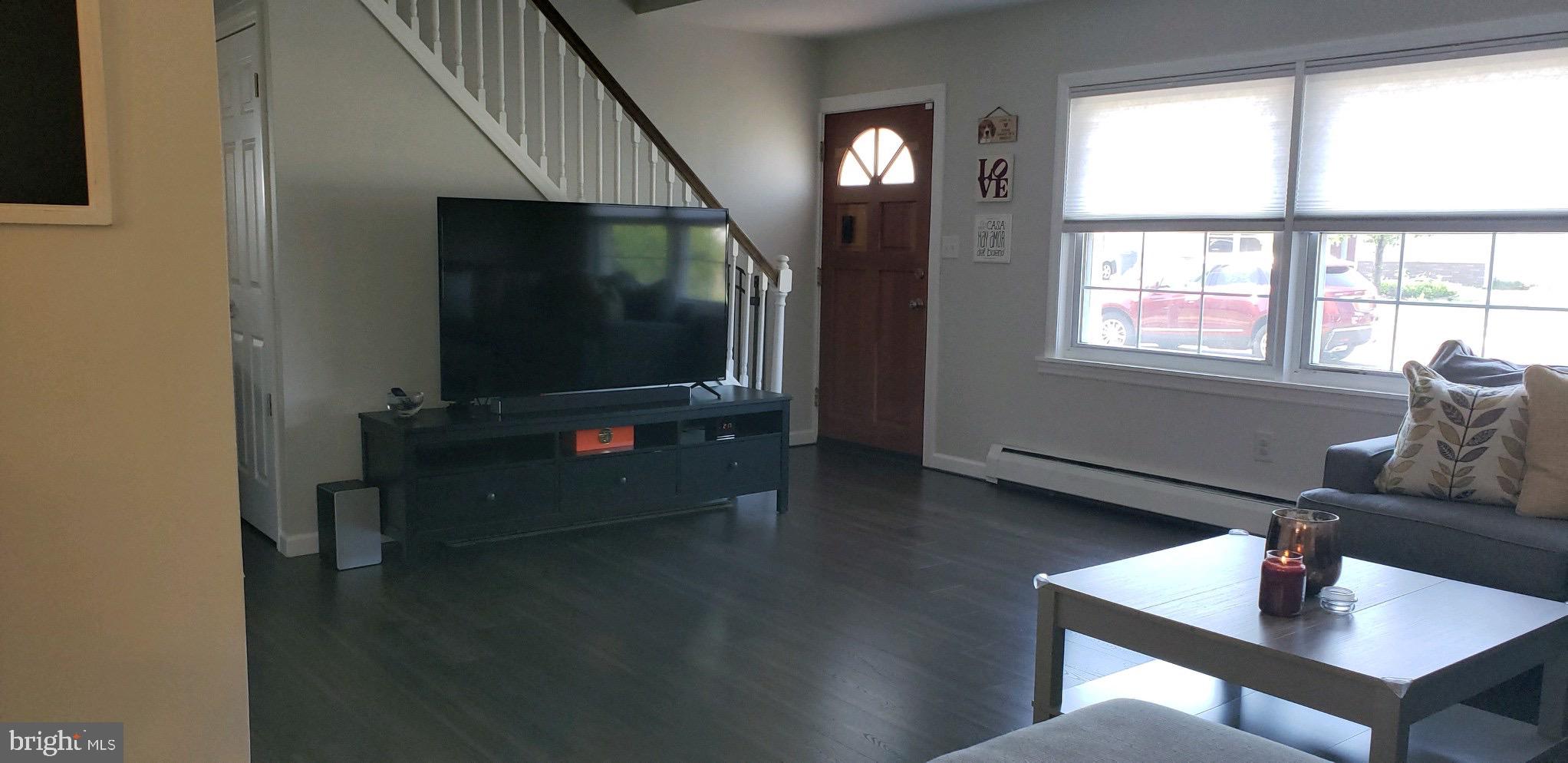 70 Quaker Hill Road Levittown, PA 19057 - Photo 9 of 33 Gallery Image 9