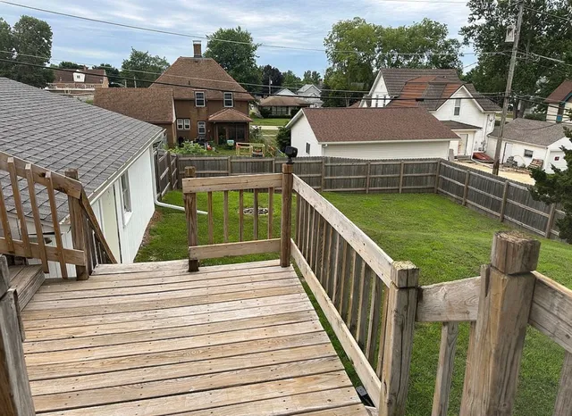 $180,000 | 616 10th Avenue, Fulton, IL 61252