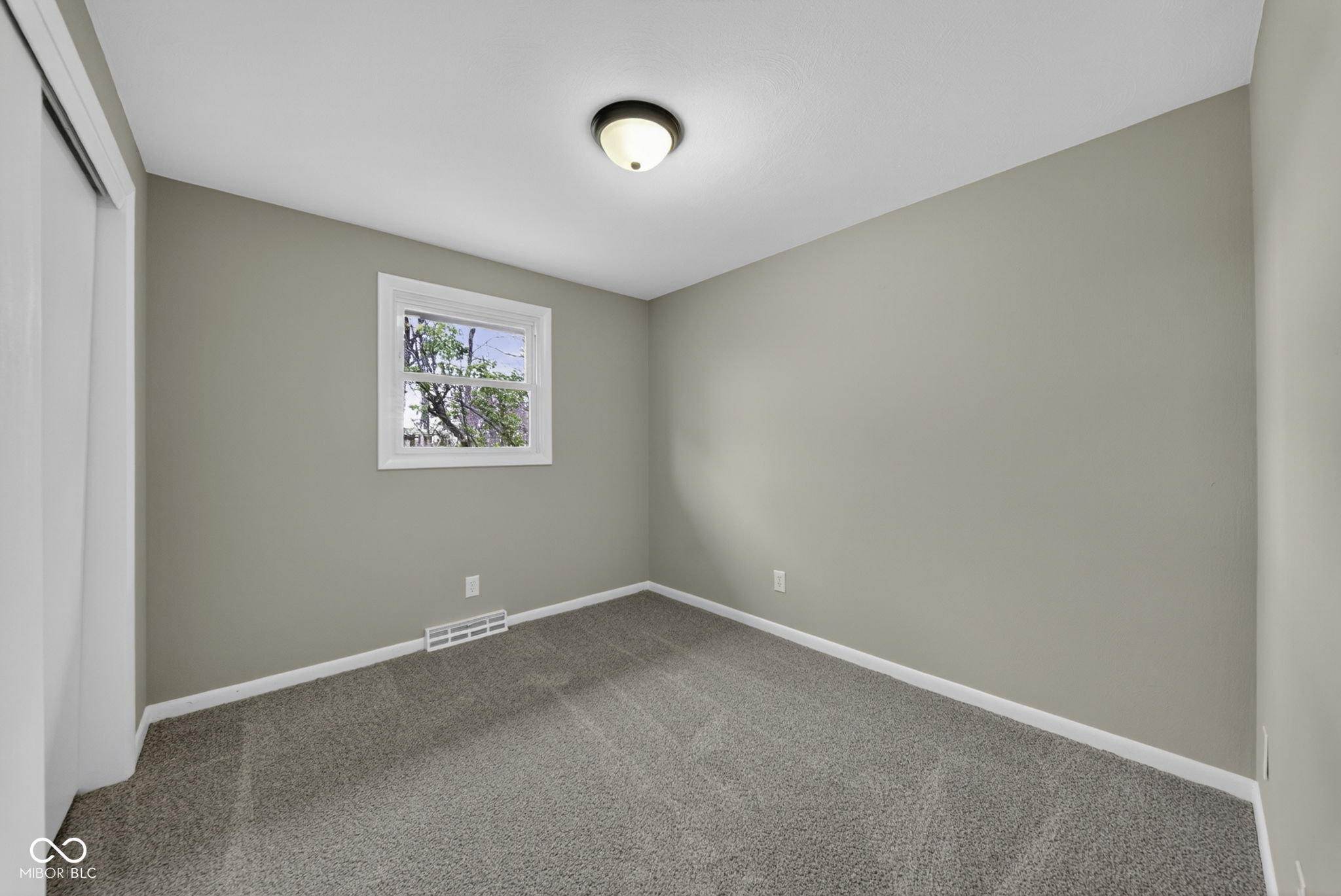 3531 Tudor Road Anderson, IN 46012 - Photo 32 of 33