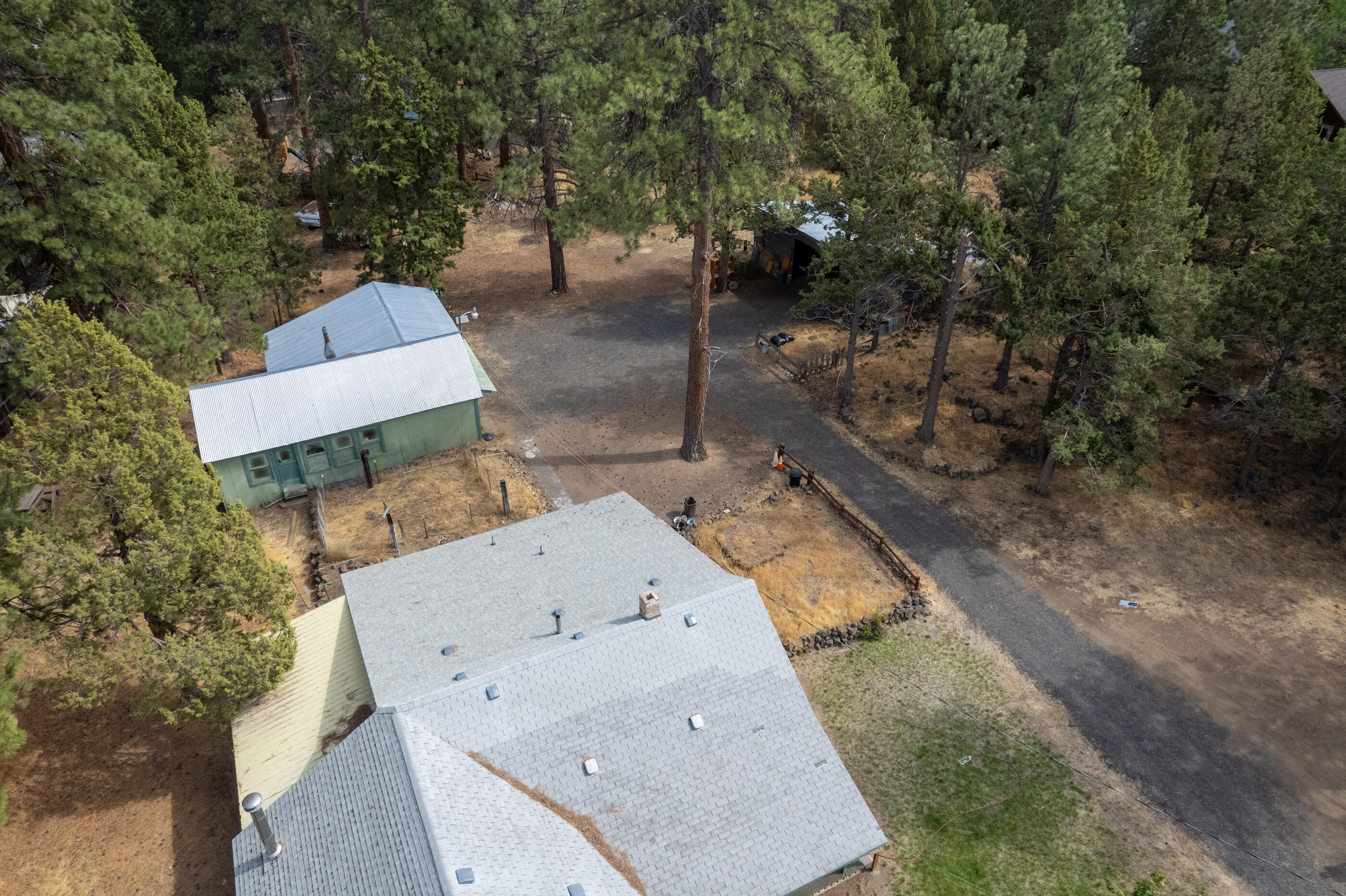 61494 Southwest Blakely Road Bend, OR 97702 - Photo 35 of 51 34_61494-sw-blakely-rd-133