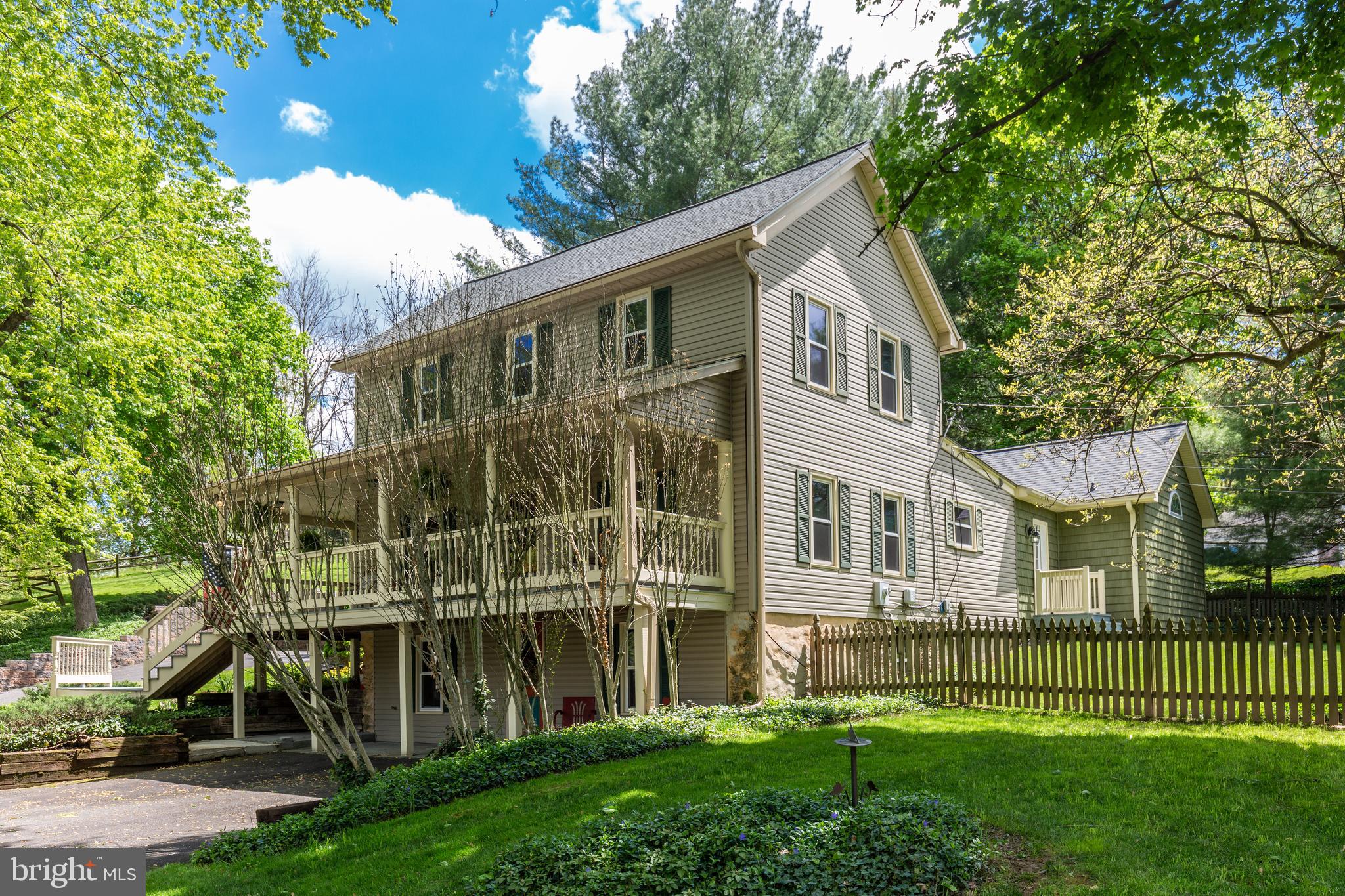 2211 Ridge Road Westminster, MD 21157 - Photo 4 of 64 Gallery Image 4