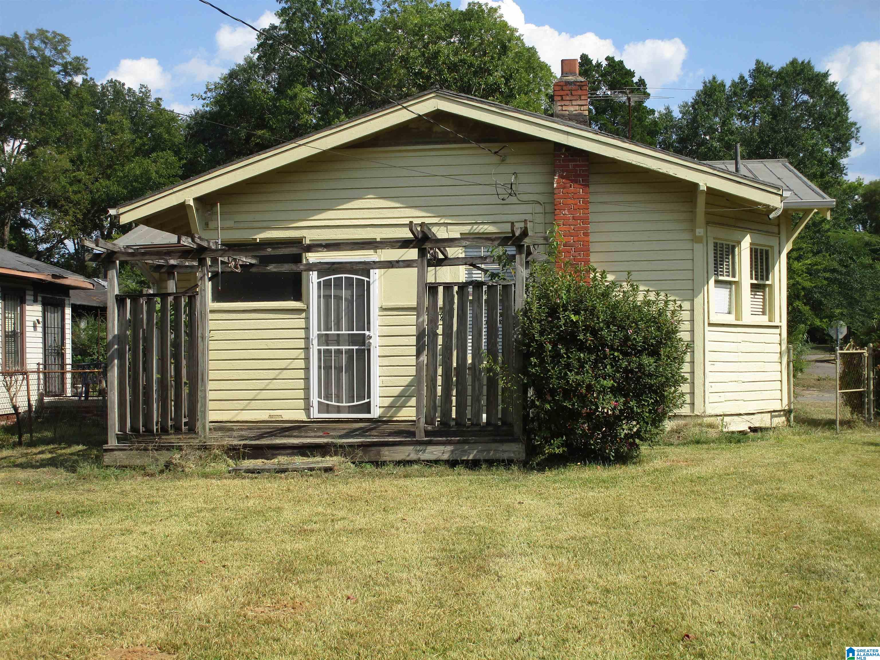 4116 Debardeleben Avenue Fairfield, AL 35064 - Photo 19 of 24