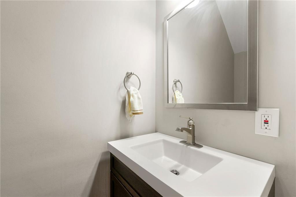 3358 Colville Avenue Atlanta, GA 30354 - Photo 10 of 25