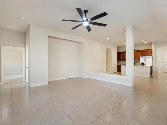 $310,000 | 2106 Hanakoa Falls Drive, Anna, TX 75409