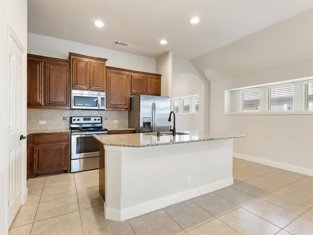 $310,000 | 2106 Hanakoa Falls Drive, Anna, TX 75409