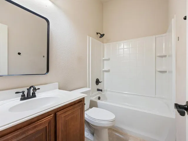 $310,000 | 2106 Hanakoa Falls Drive, Anna, TX 75409