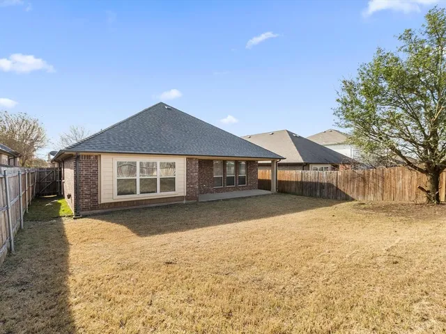$310,000 | 2106 Hanakoa Falls Drive, Anna, TX 75409