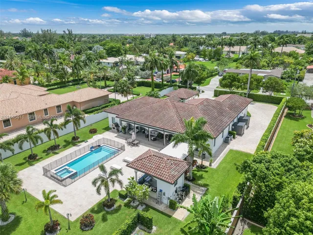 $3,495,900 | 331 Southwest 124th Avenue, Miami, FL 33184
