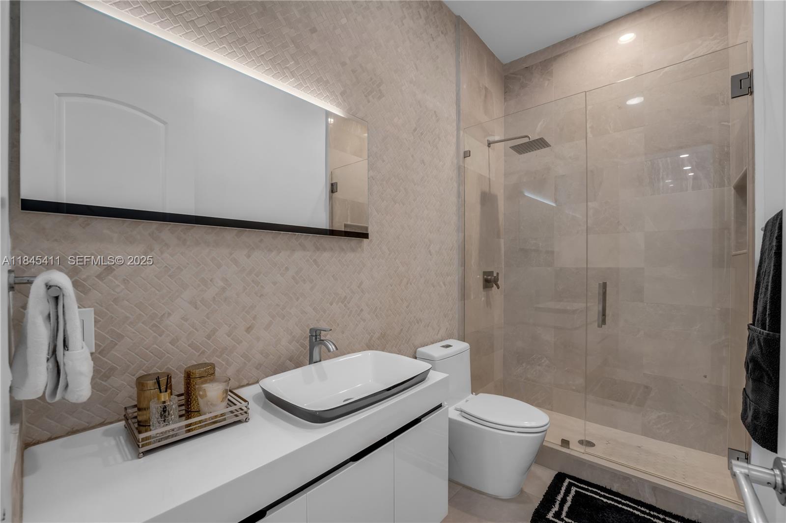 331 Southwest 124th Avenue Miami, FL 33184 - Photo 29 of 72