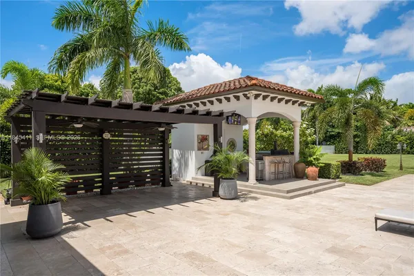 $3,470,900 | 331 Southwest 124th Avenue, Miami, FL 33184