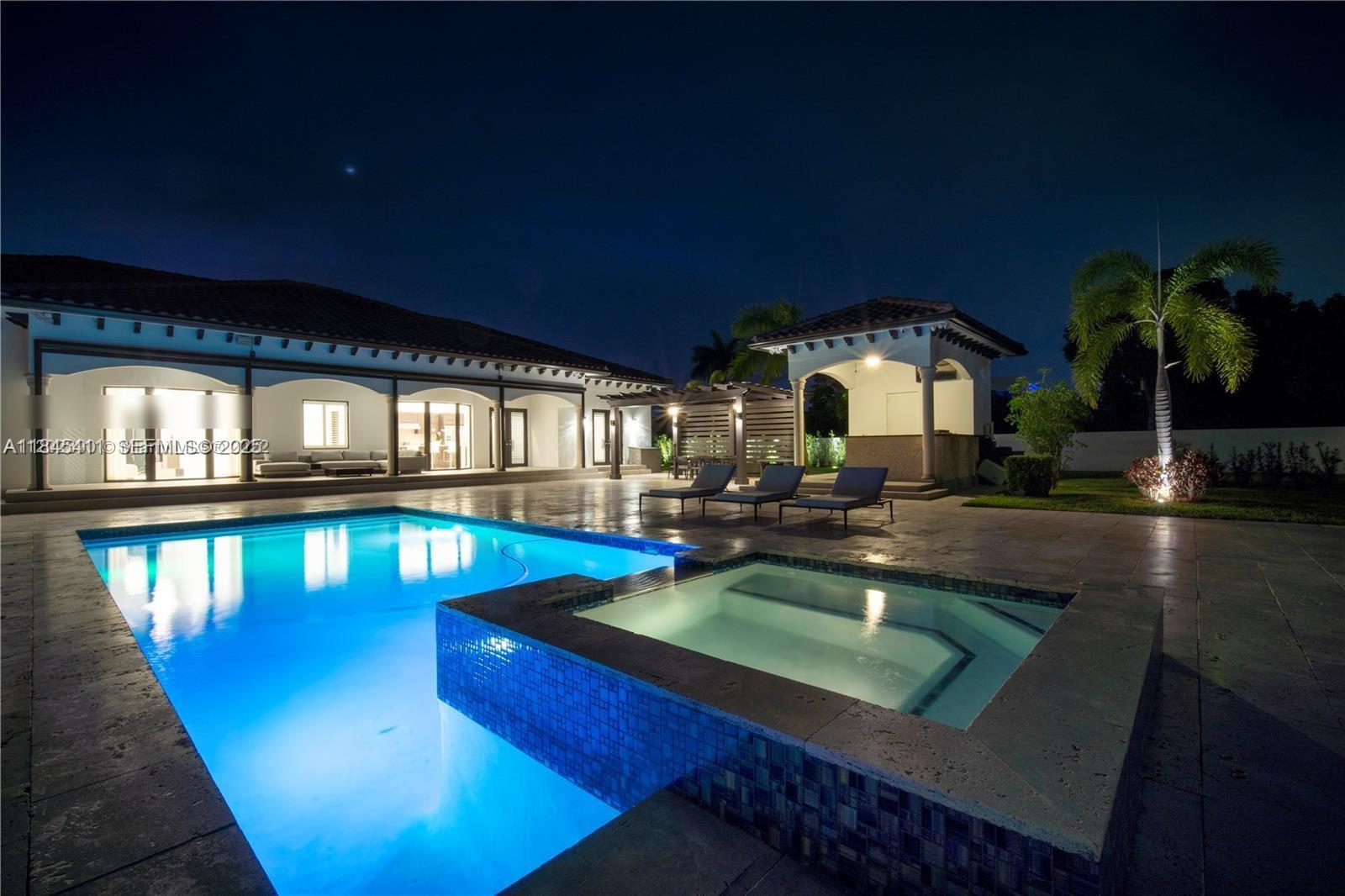 331 Southwest 124th Avenue Miami, FL 33184 - Photo 4 of 72