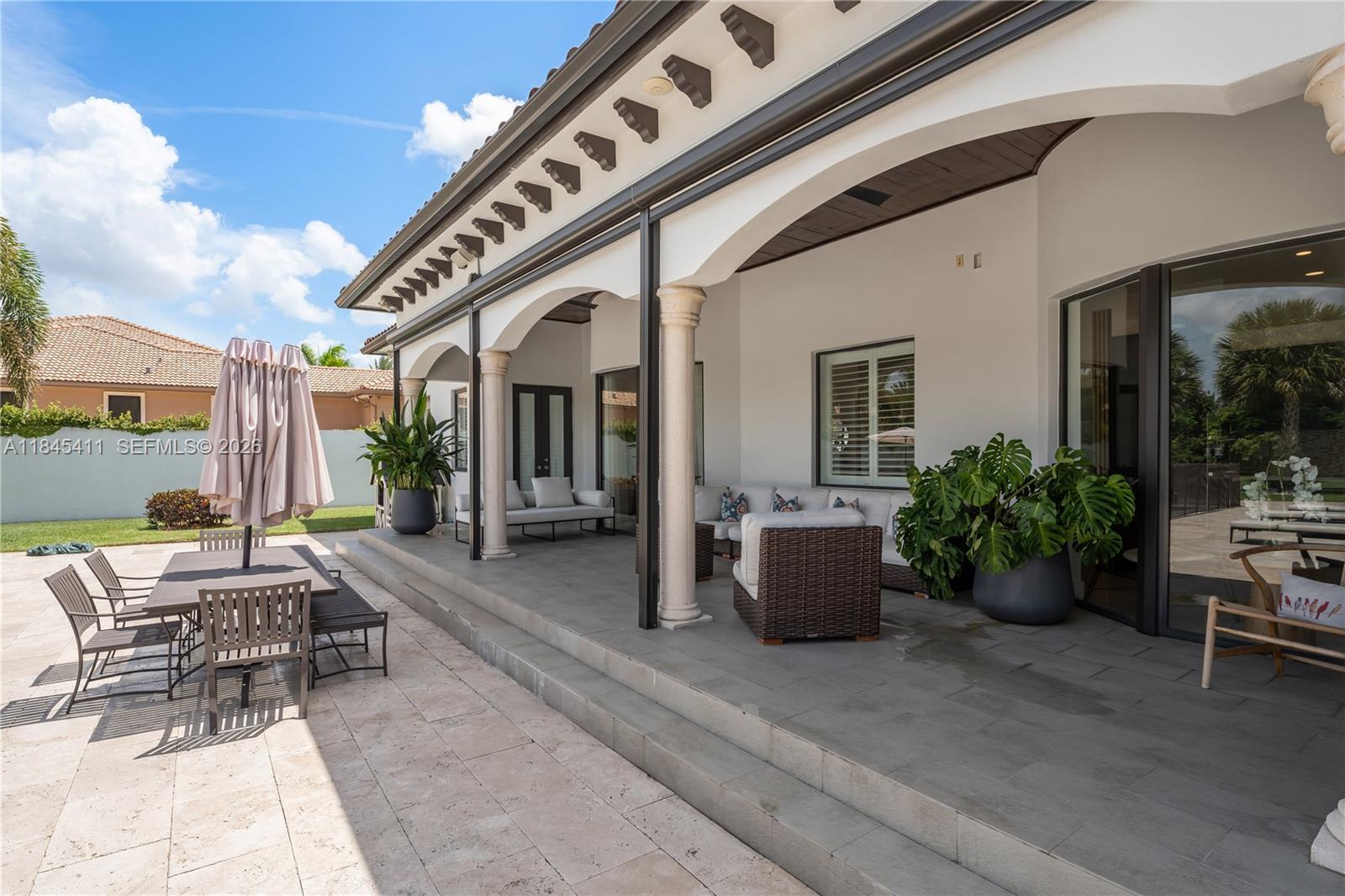 331 Southwest 124th Avenue Miami, FL 33184 - Photo 47 of 69