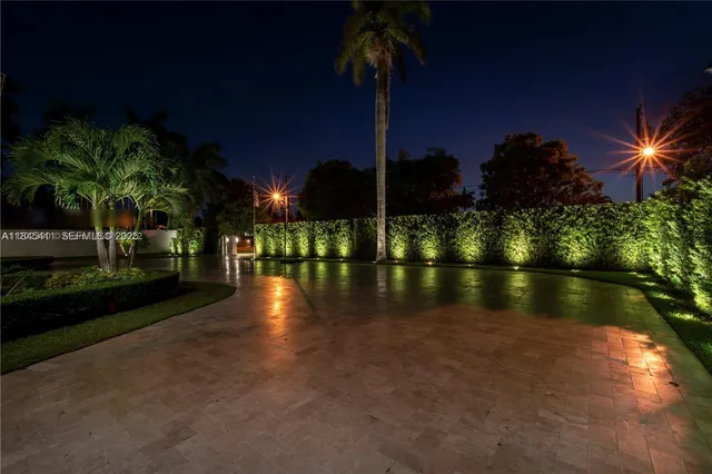 $3,498,900 | 331 Southwest 124th Avenue, Miami, FL 33184