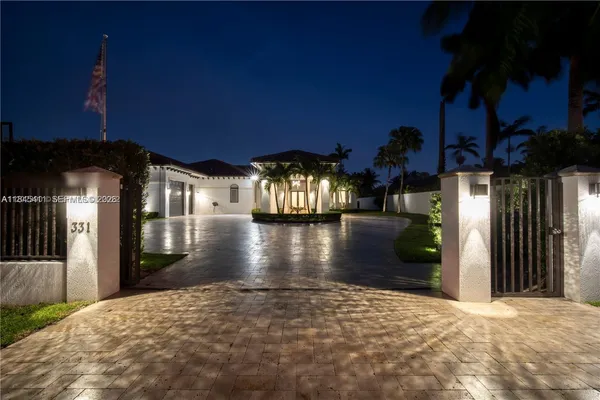 $3,470,900 | 331 Southwest 124th Avenue, Miami, FL 33184