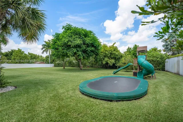 $3,495,900 | 331 Southwest 124th Avenue, Miami, FL 33184