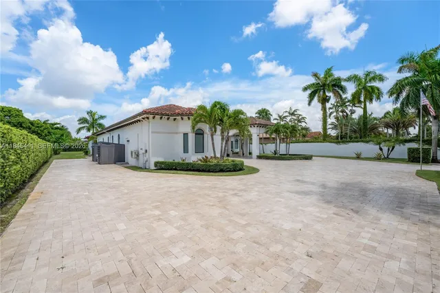 $3,495,900 | 331 Southwest 124th Avenue, Miami, FL 33184