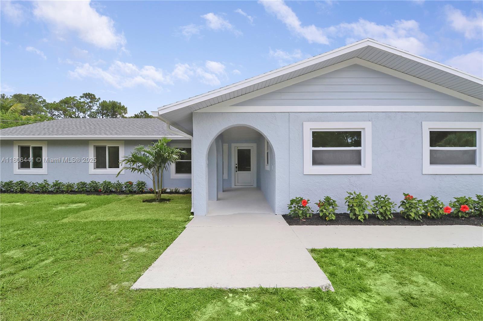 12830 165th Road North Jupiter, FL 33478 - Photo 3 of 33 Gallery Image 3