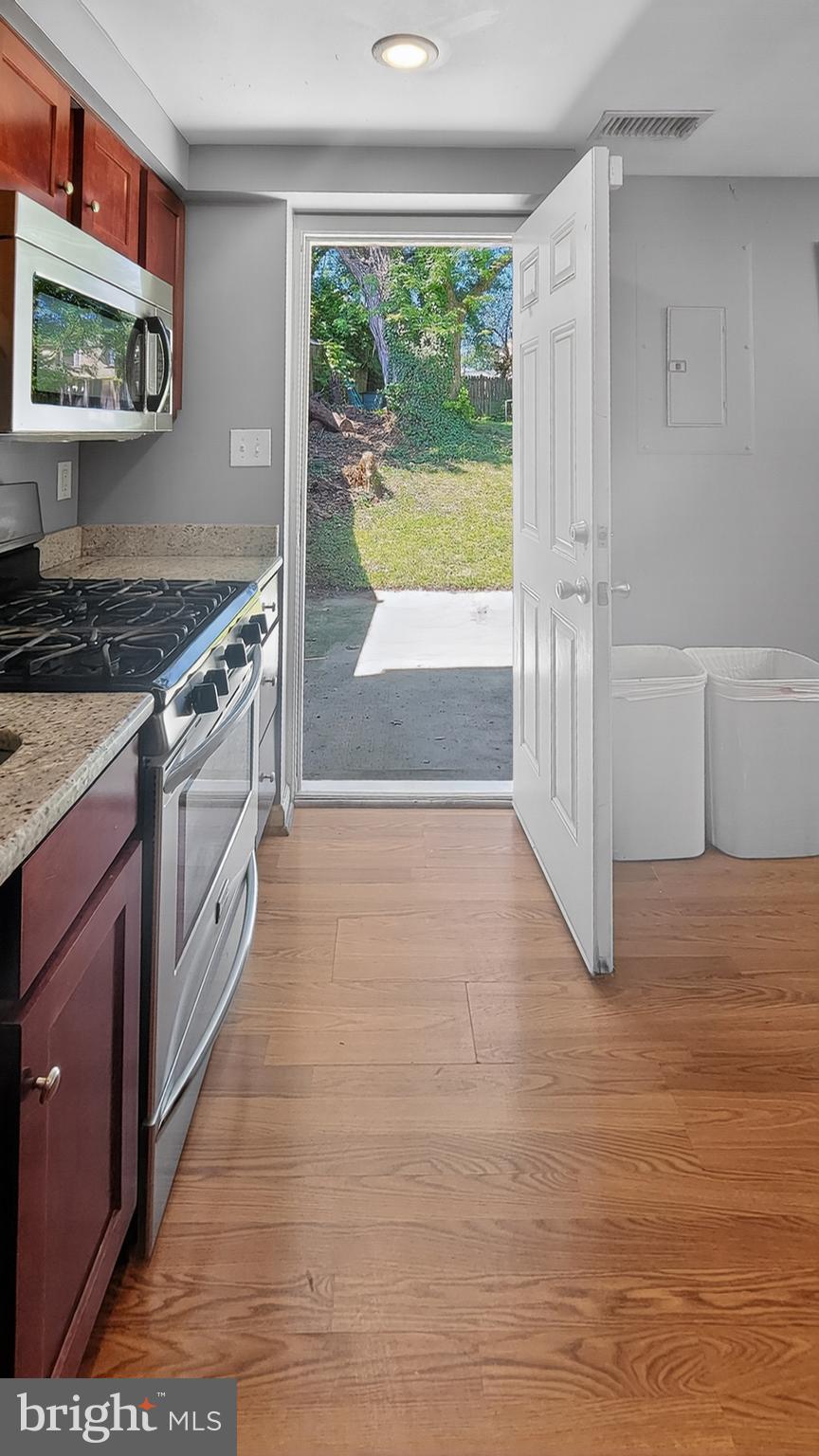 7743 Burnside Road Landover, MD 20785 - Photo 10 of 26