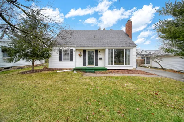 $205,000 | 1230 Madison Drive, Adrian, MI 49221