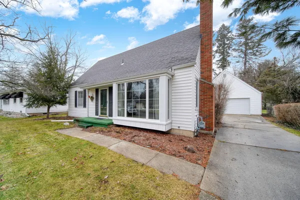 $205,000 | 1230 Madison Drive, Adrian, MI 49221