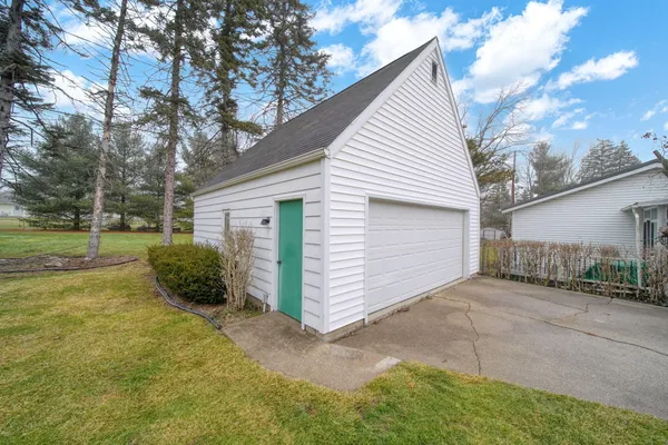 $205,000 | 1230 Madison Drive, Adrian, MI 49221