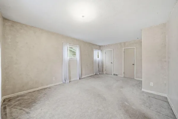 $205,000 | 1230 Madison Drive, Adrian, MI 49221