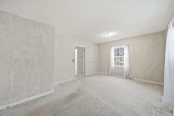 $205,000 | 1230 Madison Drive, Adrian, MI 49221