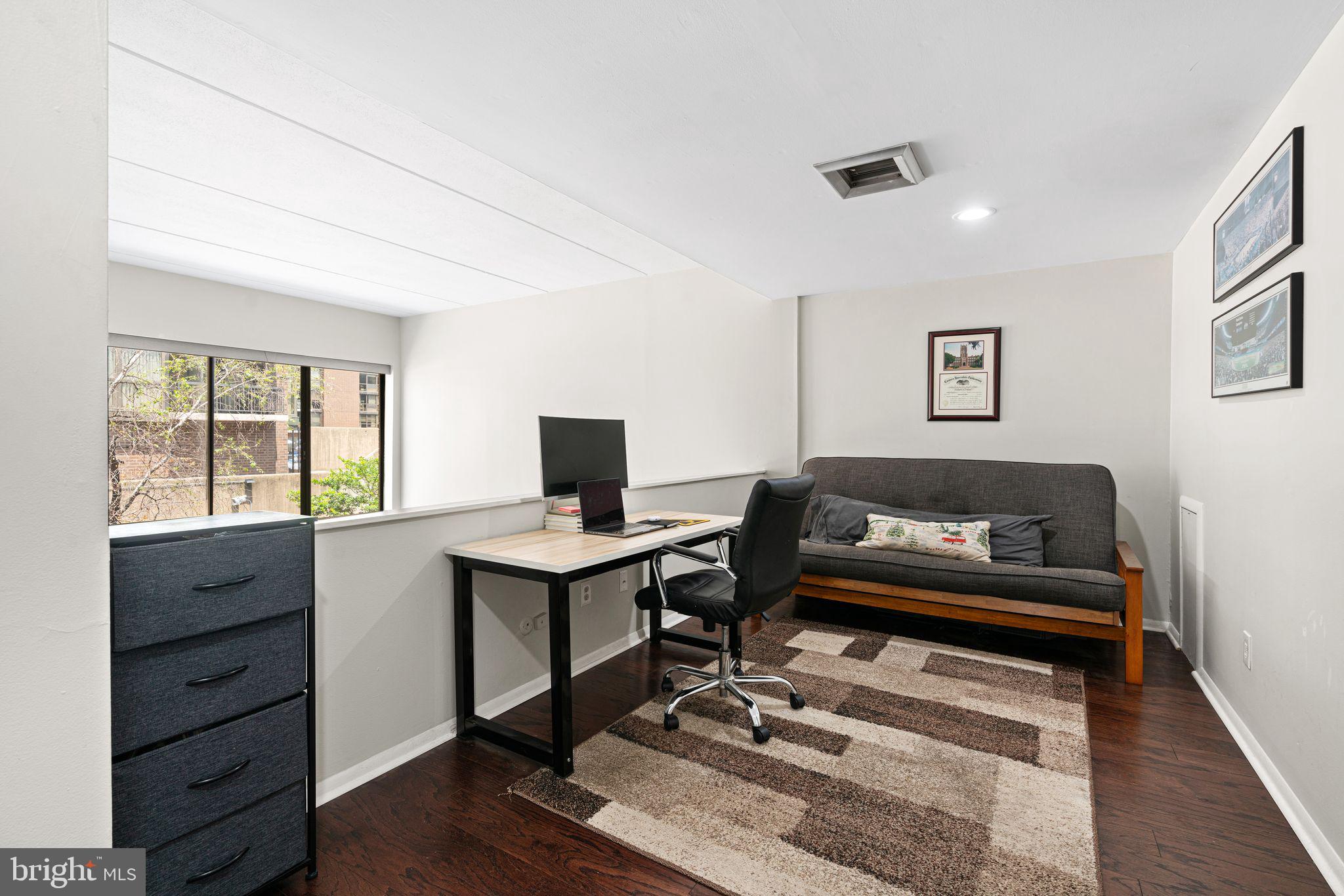 528 Manning Walk, Unit 7 Philadelphia, PA 19106 - Photo 25 of 36