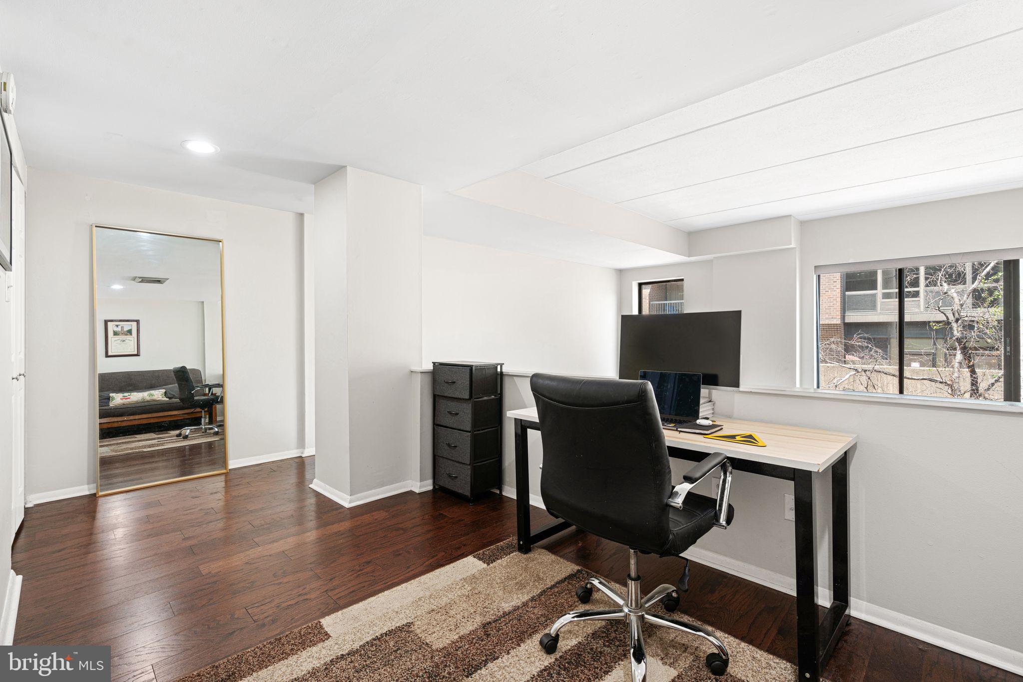 528 Manning Walk, Unit 7 Philadelphia, PA 19106 - Photo 27 of 36