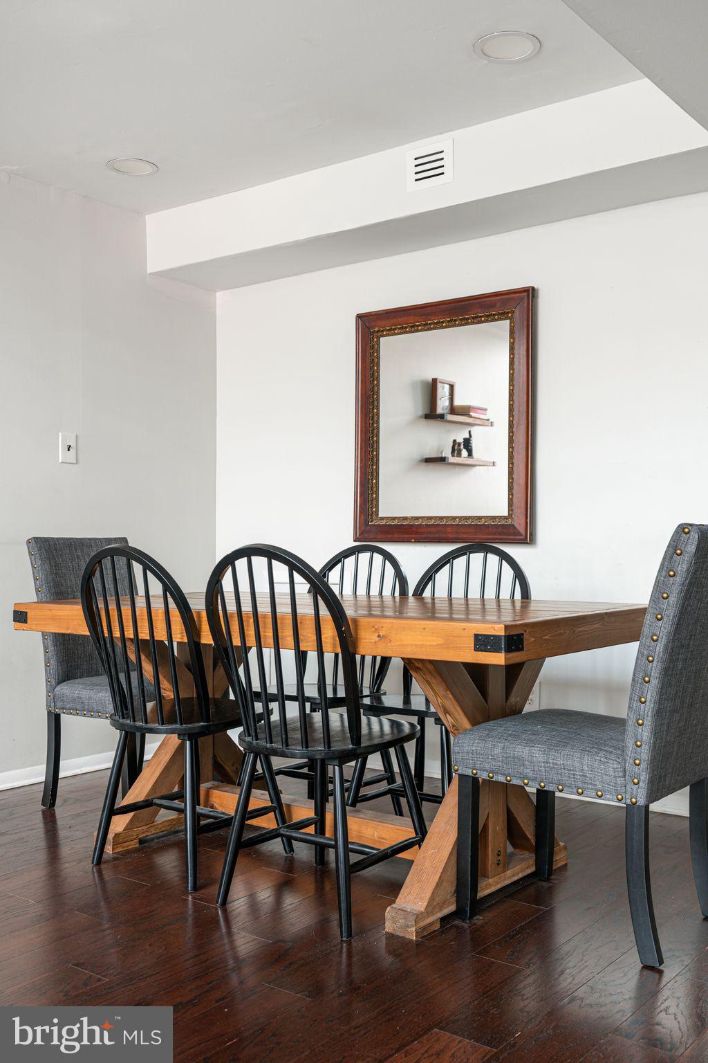 528 Manning Walk, Unit 7 Philadelphia, PA 19106 - Photo 10 of 36