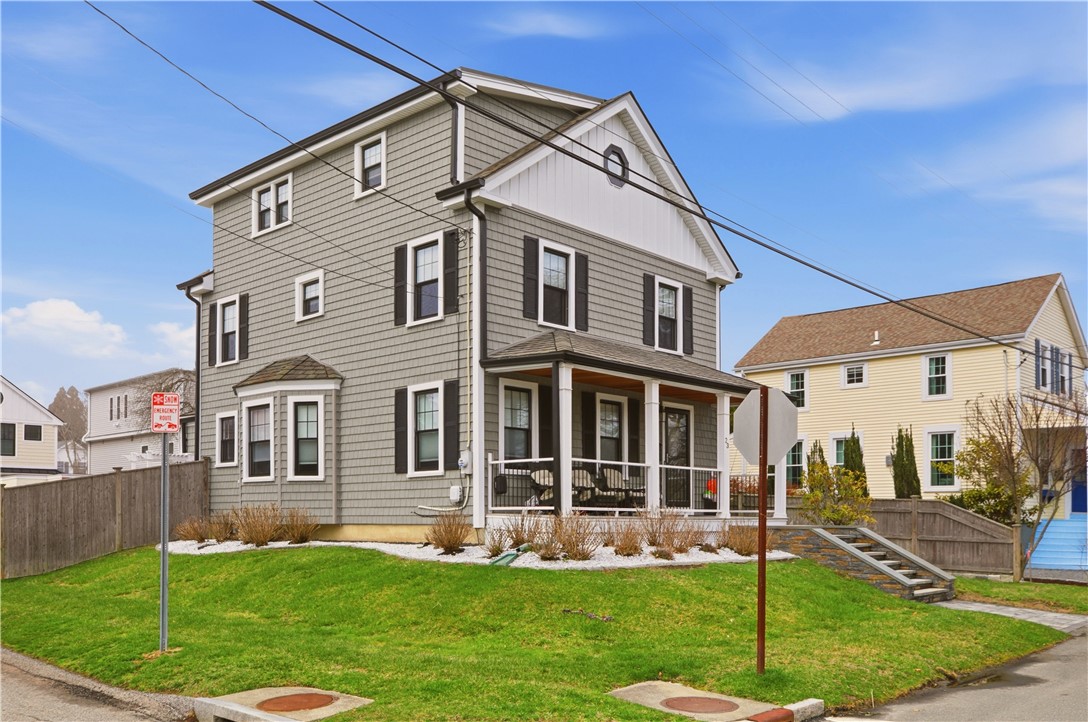 23 Clinton Street Newport, RI 02840 - Photo 1 of 38