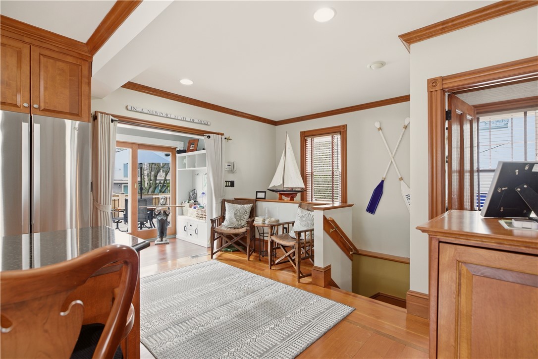 23 Clinton Street Newport, RI 02840 - Photo 11 of 38