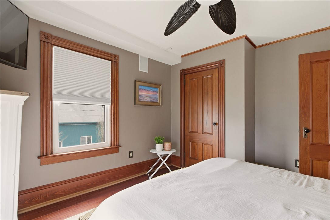 23 Clinton Street Newport, RI 02840 - Photo 17 of 38