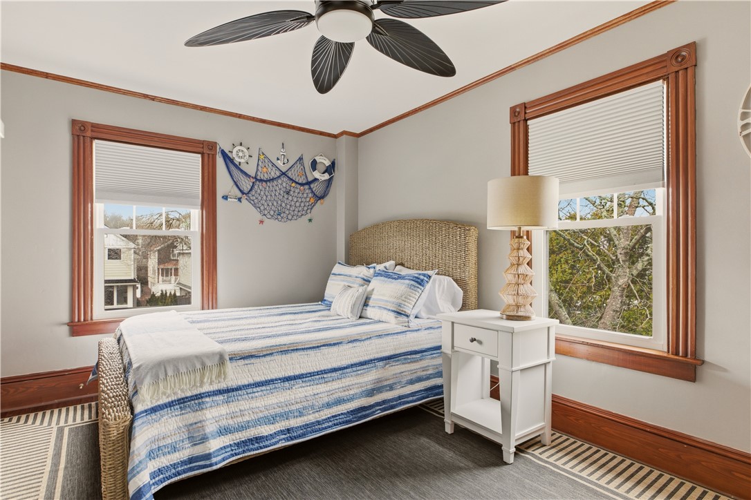 23 Clinton Street Newport, RI 02840 - Photo 20 of 38