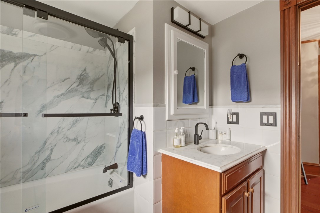 23 Clinton Street Newport, RI 02840 - Photo 25 of 38