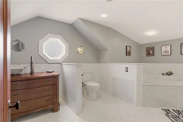 $15,000 | 23 Clinton Street, Newport, RI 02840