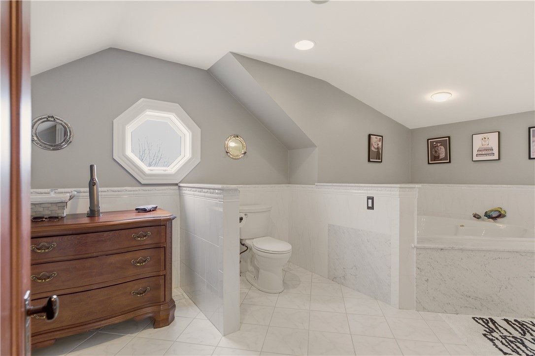 23 Clinton Street Newport, RI 02840 - Photo 30 of 38