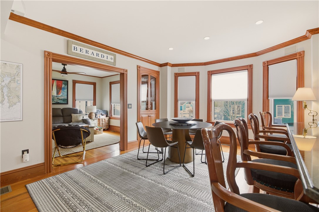 23 Clinton Street Newport, RI 02840 - Photo 9 of 38