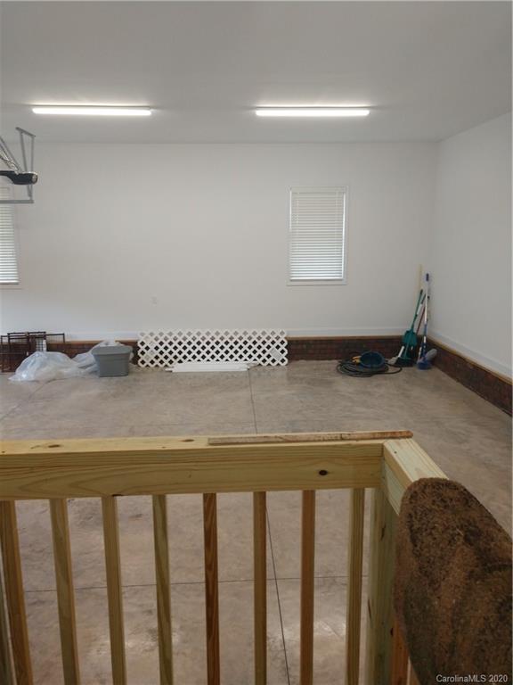 447 Chief Thomas Road Harmony, NC 28634 - Photo 20 of 25 Gallery Image 20