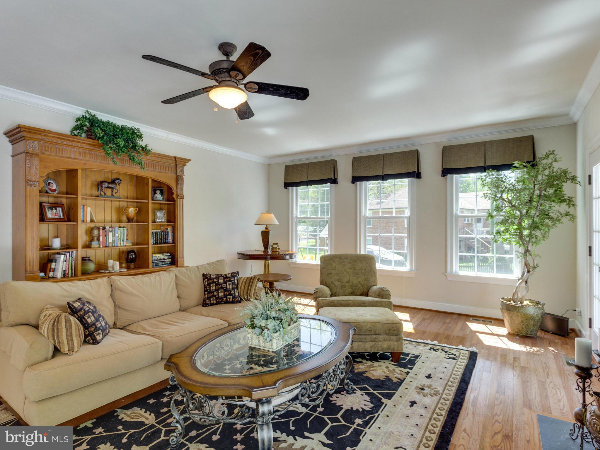 1912 Corliss Court McLean, VA 22101 - Photo 13 of 30 Family Room