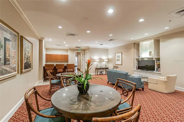 $3,700 | 345 Bayshore Boulevard, Unit 1710, Tampa, FL 33606