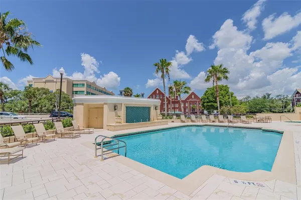 $3,700 | 345 Bayshore Boulevard, Unit 1710, Tampa, FL 33606