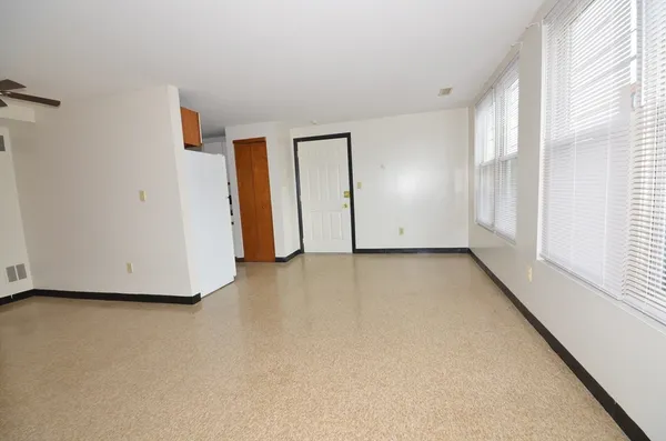 $1,900 | 74 Union Street, Unit 22, Lawrence, MA 01840