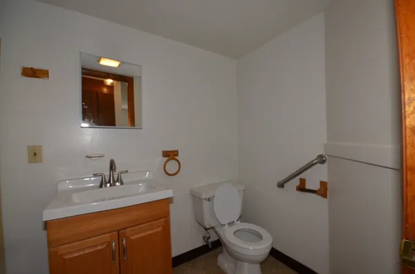 $1,900 | 74 Union Street, Unit 22, Lawrence, MA 01840