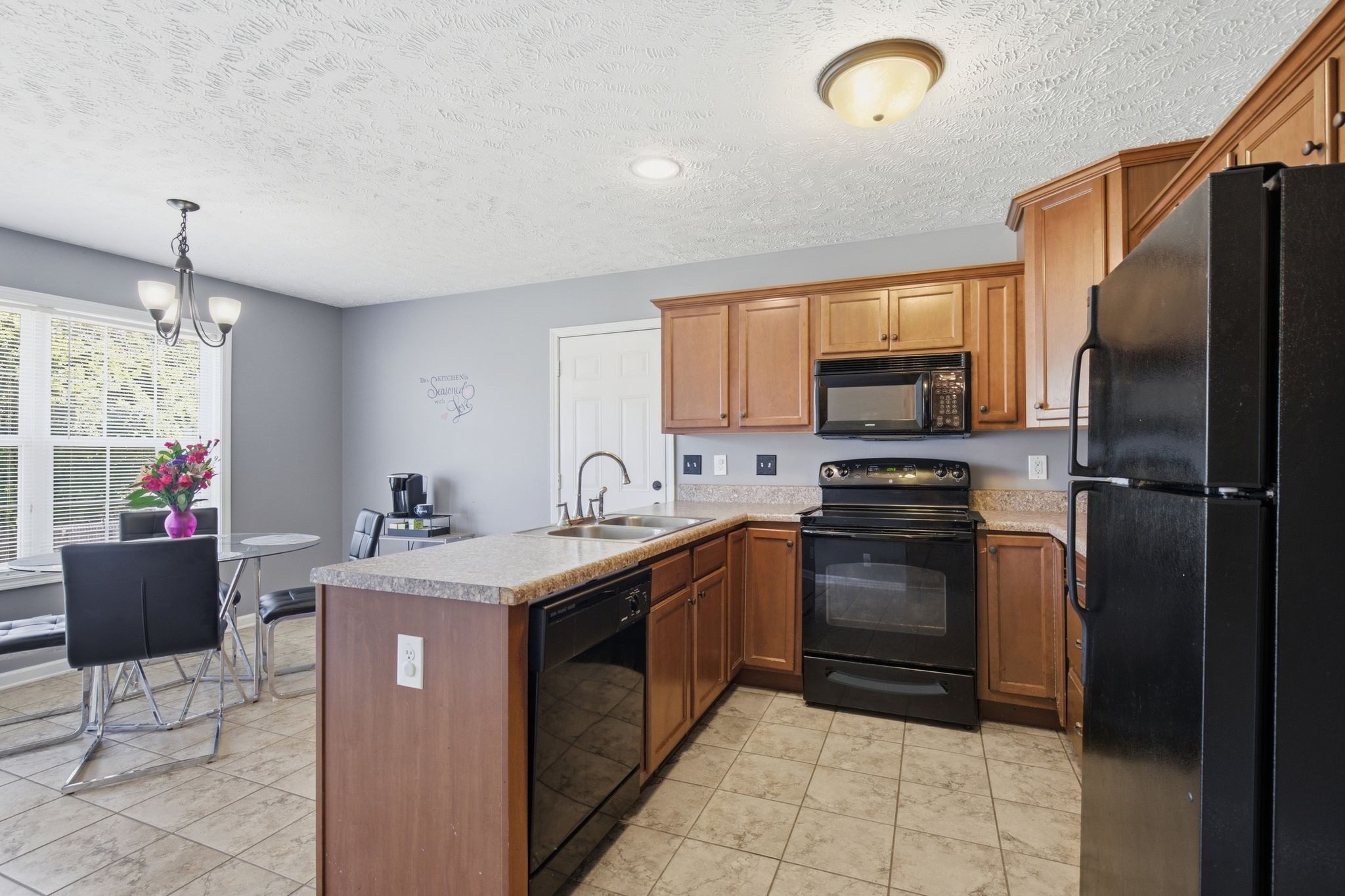 1821 Abrams Road Clarksville, TN 37042 - Photo 7 of 21 Gallery Image 7