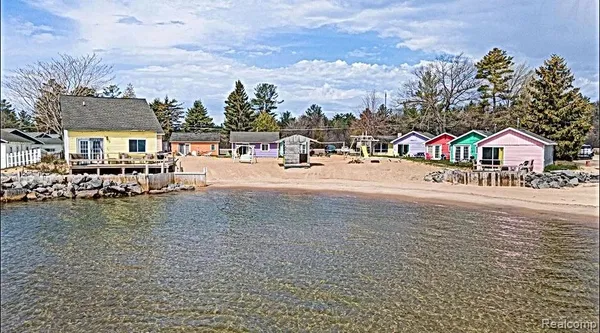 $1,595,000 | 3358 Highway 23, Oscoda, MI 48750